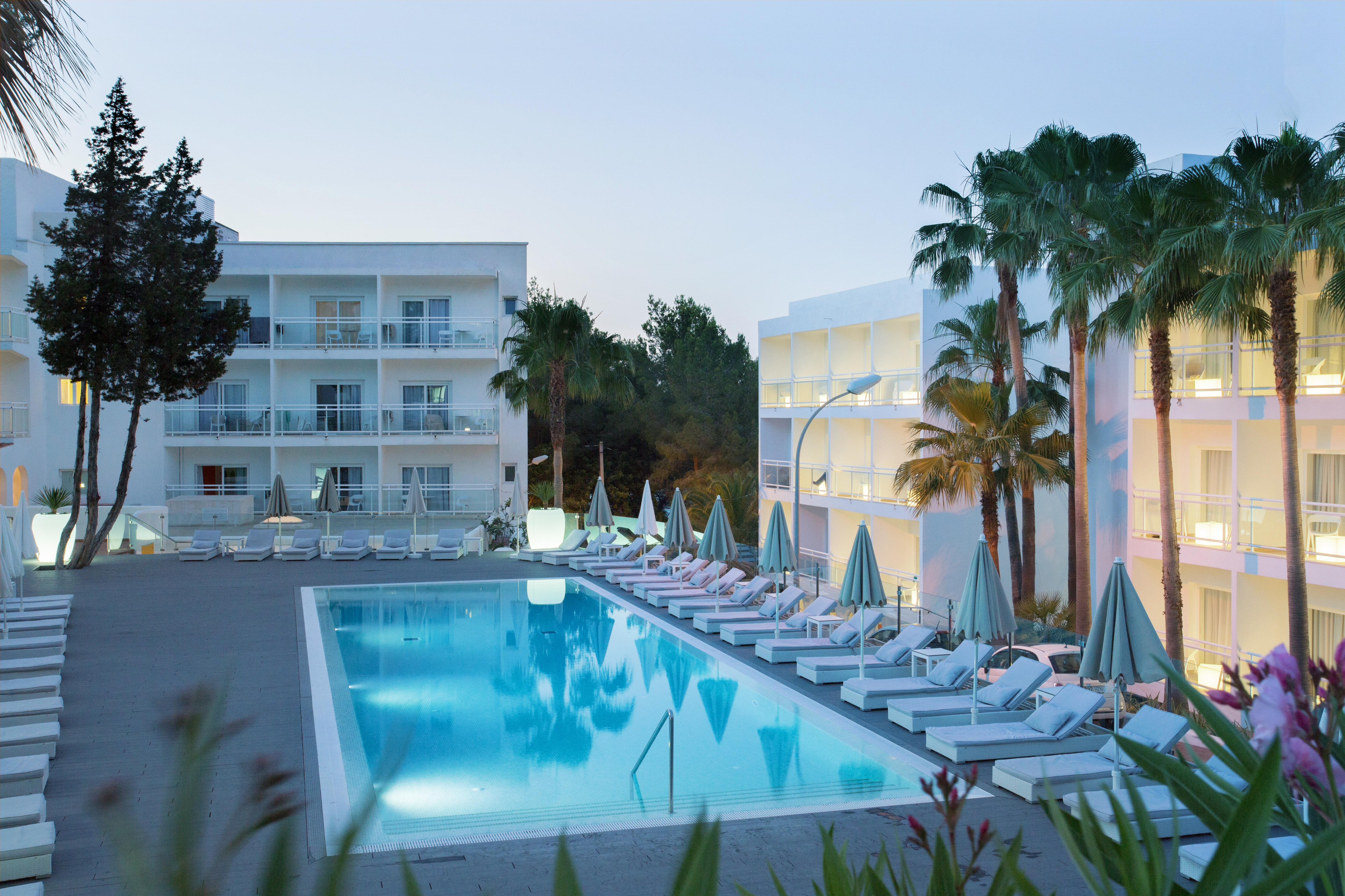 Grupotel Ibiza Beach Resort - Adults Only بورتينانكس المظهر الخارجي الصورة