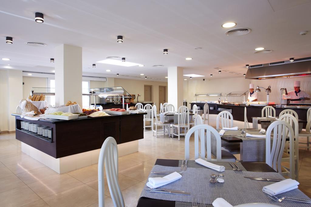 Grupotel Ibiza Beach Resort - Adults Only بورتينانكس المظهر الخارجي الصورة